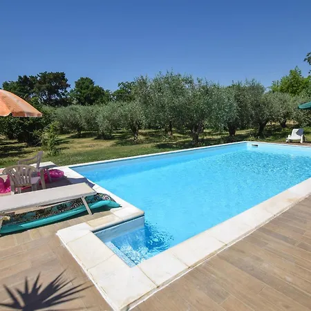 Awesome In Corchiano