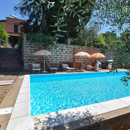 Awesome In Corchiano